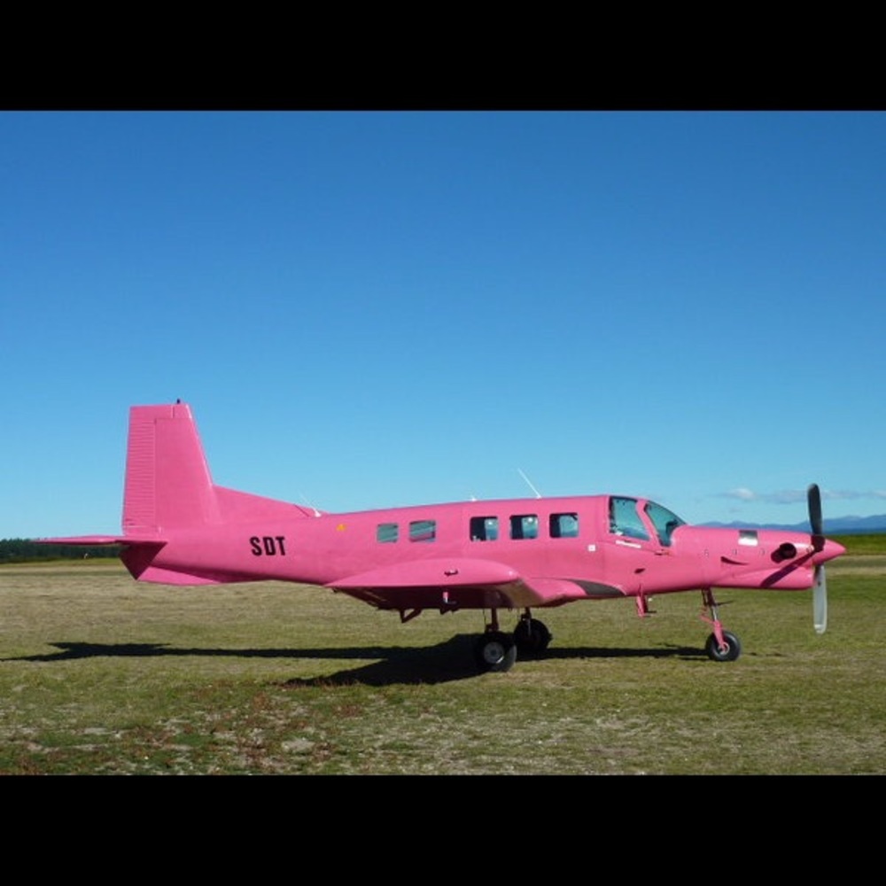 Meet your Posher, Efirst